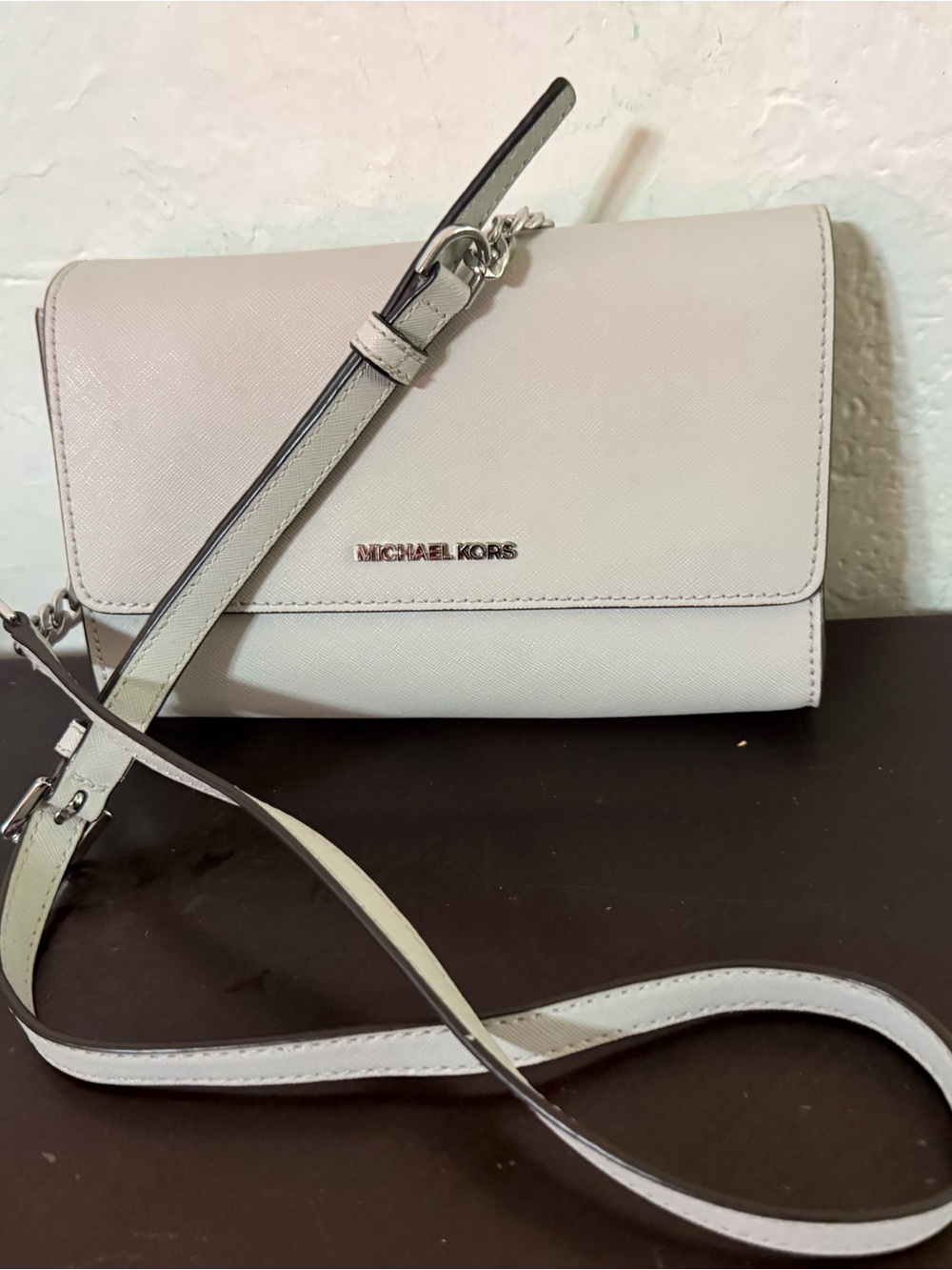 Michael Kors Cream Leather Crossbody Wallet